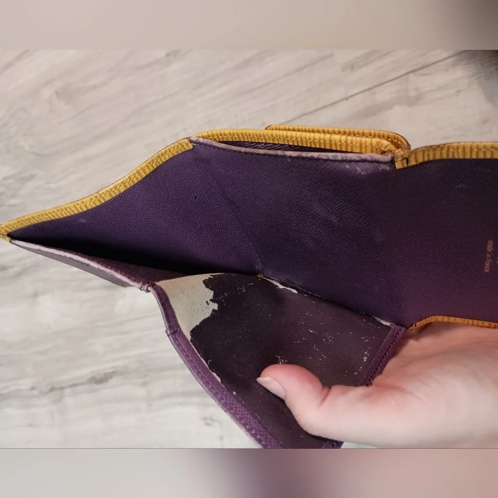 Authentic, Louis Vuitton, Yellow Epi Leather Wallet-Coin Purse - Picture 9 of 12